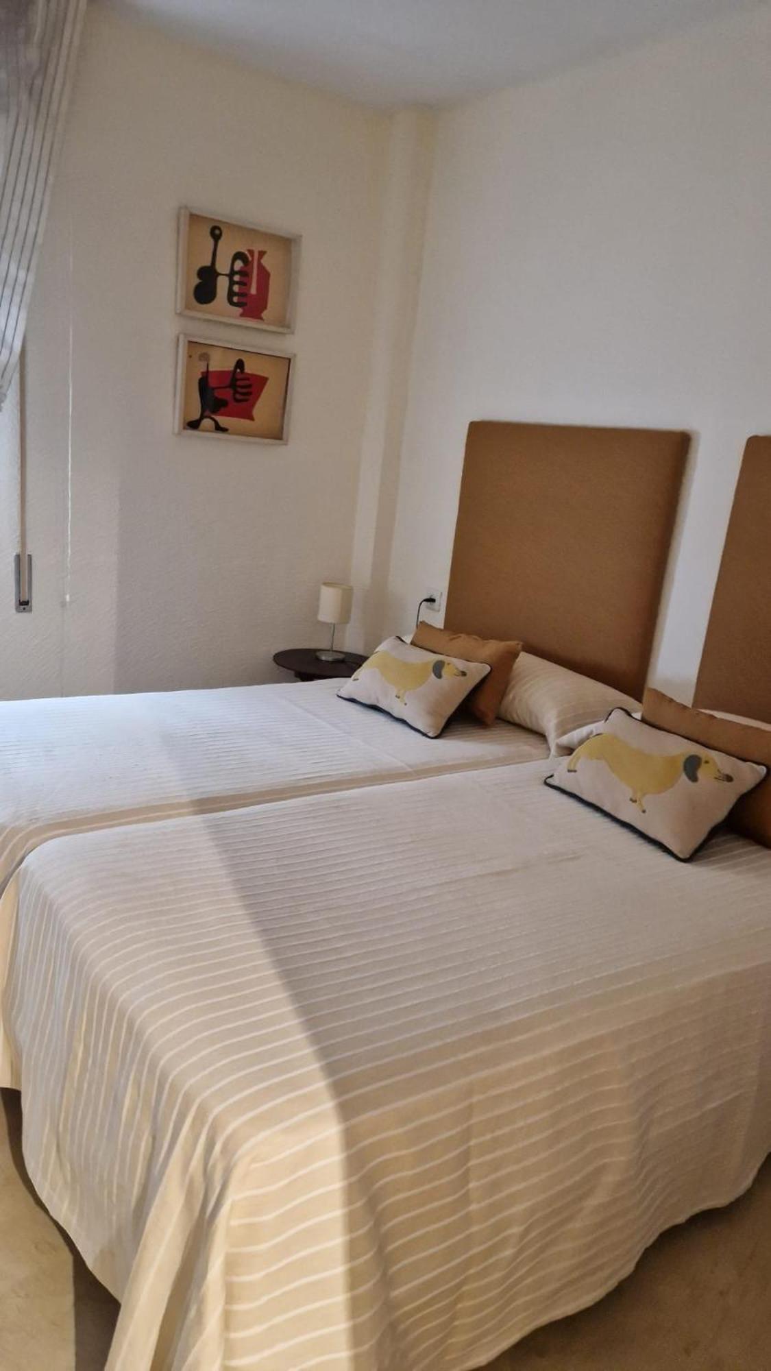Salusahome Parking Gratuito Córdoba Exteriör bild